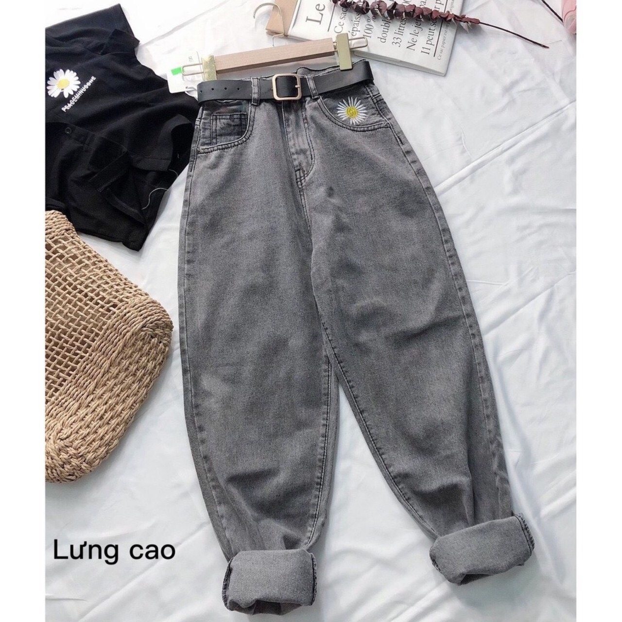 Quần baggy jean nữ lưng cao-quần baggy jean nữ thêu hoa cúc mẫu mới-quần baggy jean nữ màu xám trơn BINSTORE94 bt999