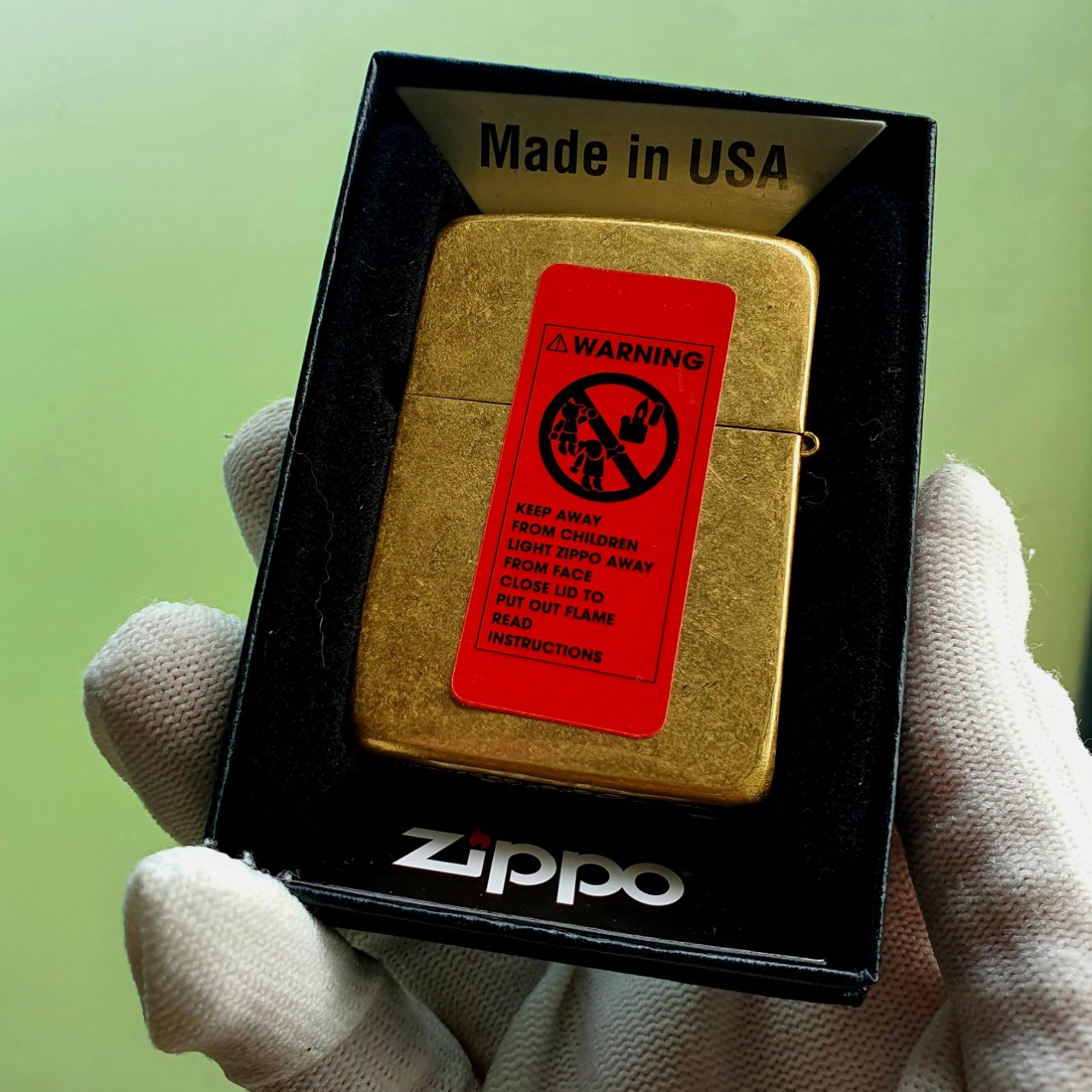 Bật Lửa Zippo Vàng Cổ Góc Bo Tròn Ruột Tráng Men Màu Đen Đáy Dập Đời 3 Gạch Xéo 1977 ( Tặng Kèm Phụ Kiện)