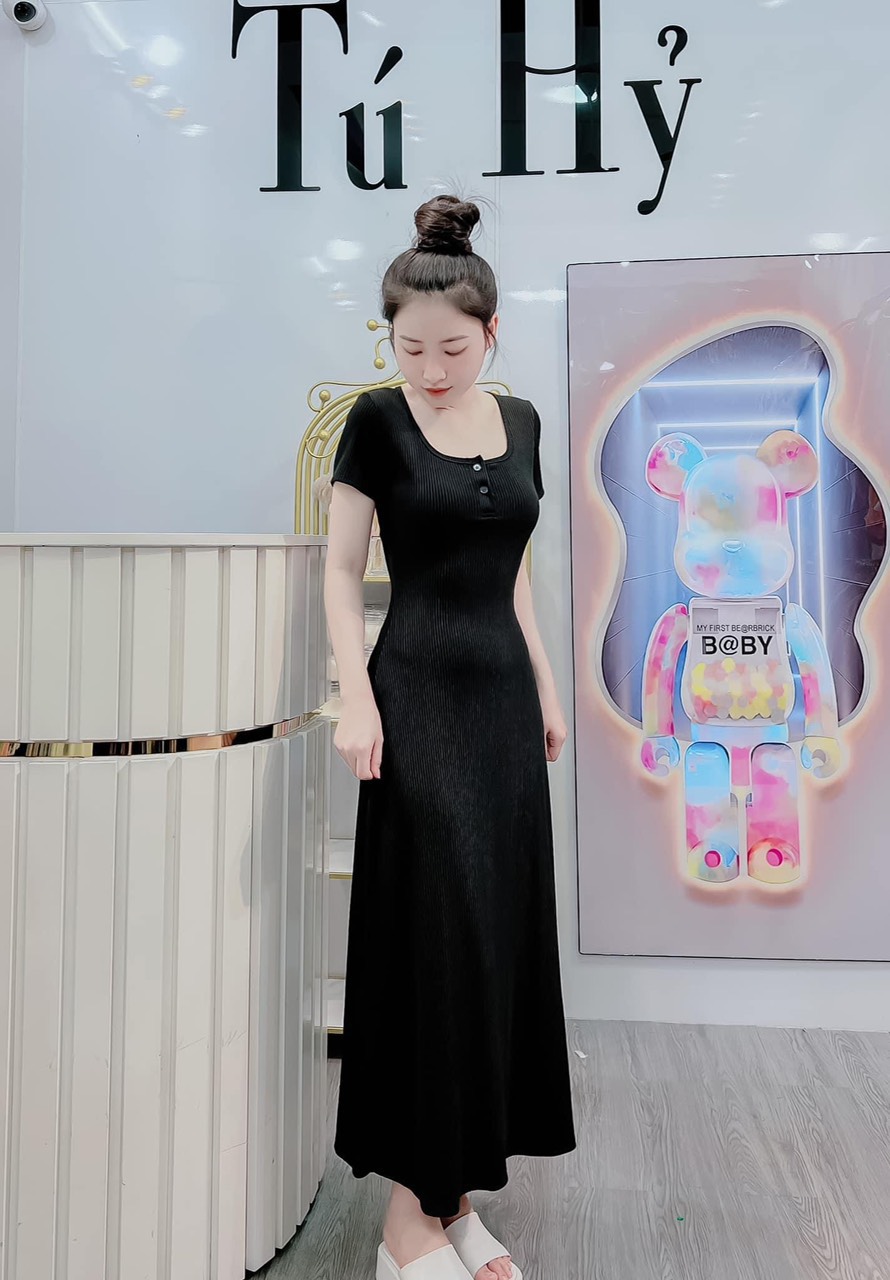 Đầm maxi dáng dài cổ vuông cài nút - Đầm nữ sọc Trắng Đen