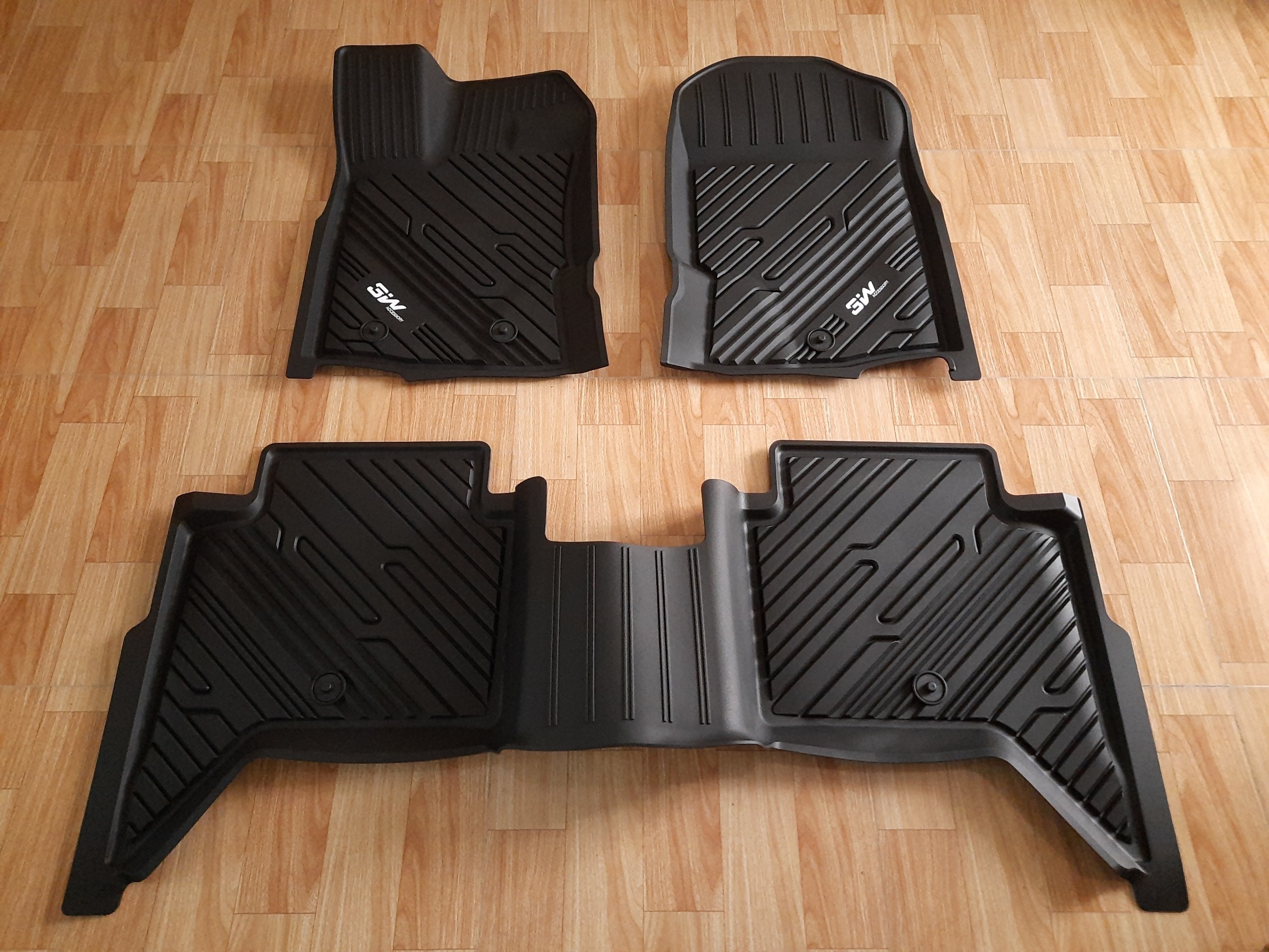 Car Floor Mats for Ford Ranger/Ford Raptor 2023-2025 Brand Macsim 3W, Made of High-Quality Molded Tpe Plastic, Easy to Clean. Giá 5,000,000 Đồng*Miễn phí vận chuyển