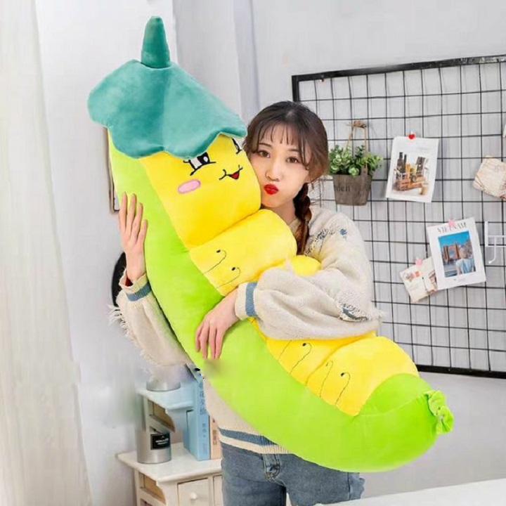Gối ôm thú bông sâu đội nón - gối ôm thú bông sâu đội nón