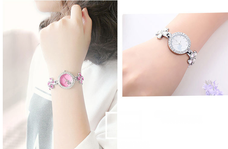 ( Tặng thêm 1 viên pin trị giá 20k ) Đồng hồ lắc tay cỏ 4 lá may mắn