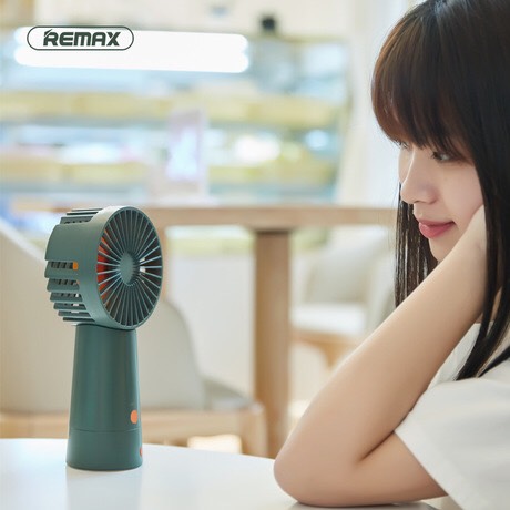 Quạt tích điện cầm tay f34 kệ để bàn 3 chế độ siêu mát, siêu tiện ích 2000mah chính hãng remax