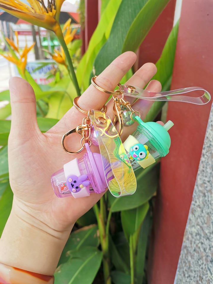 Móc khóa cute, móc chìa khóa dễ thương có đèn hình ly trà sữa phong cách hàn quốc