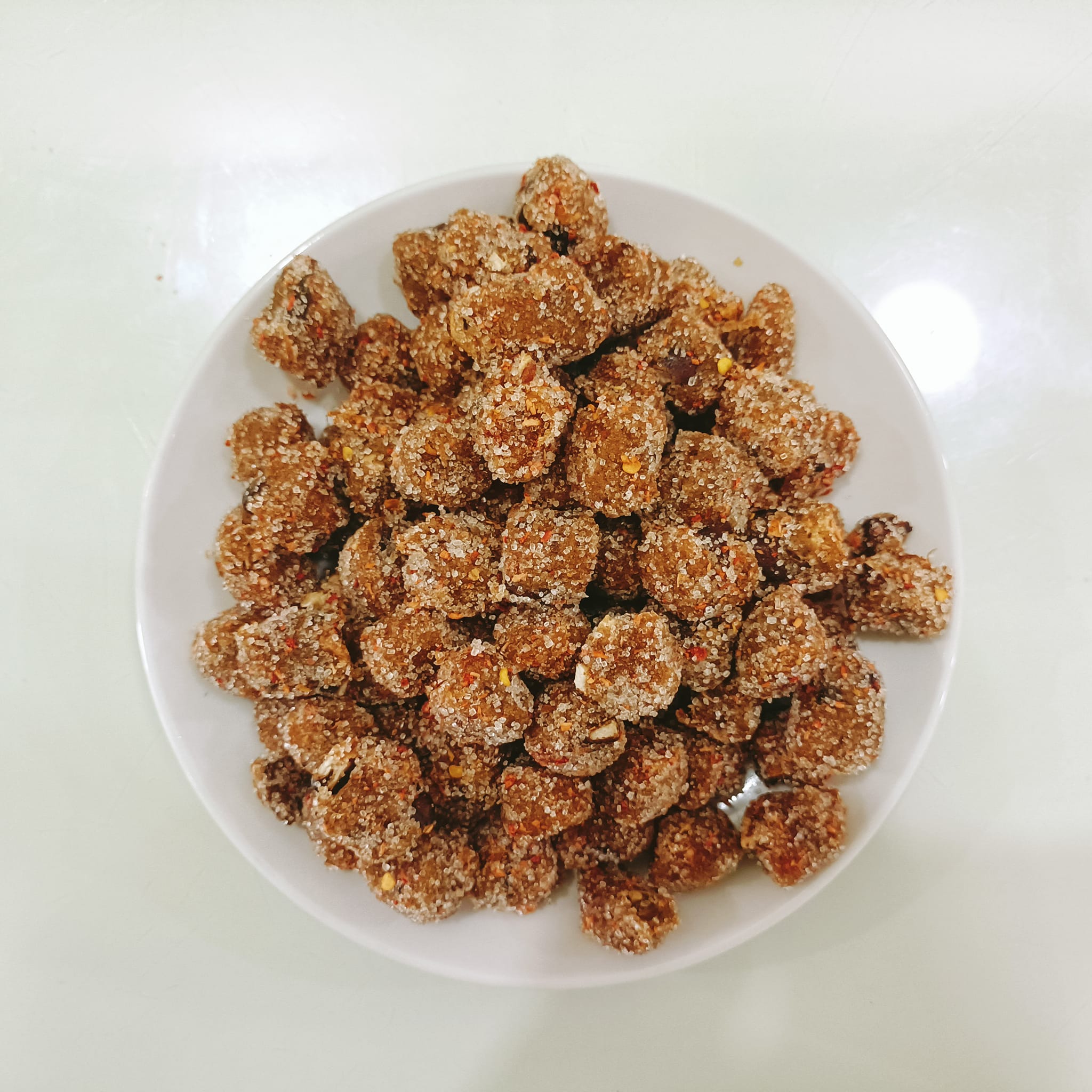 Hộp 500g me sấy xốc ớt cay vietfood