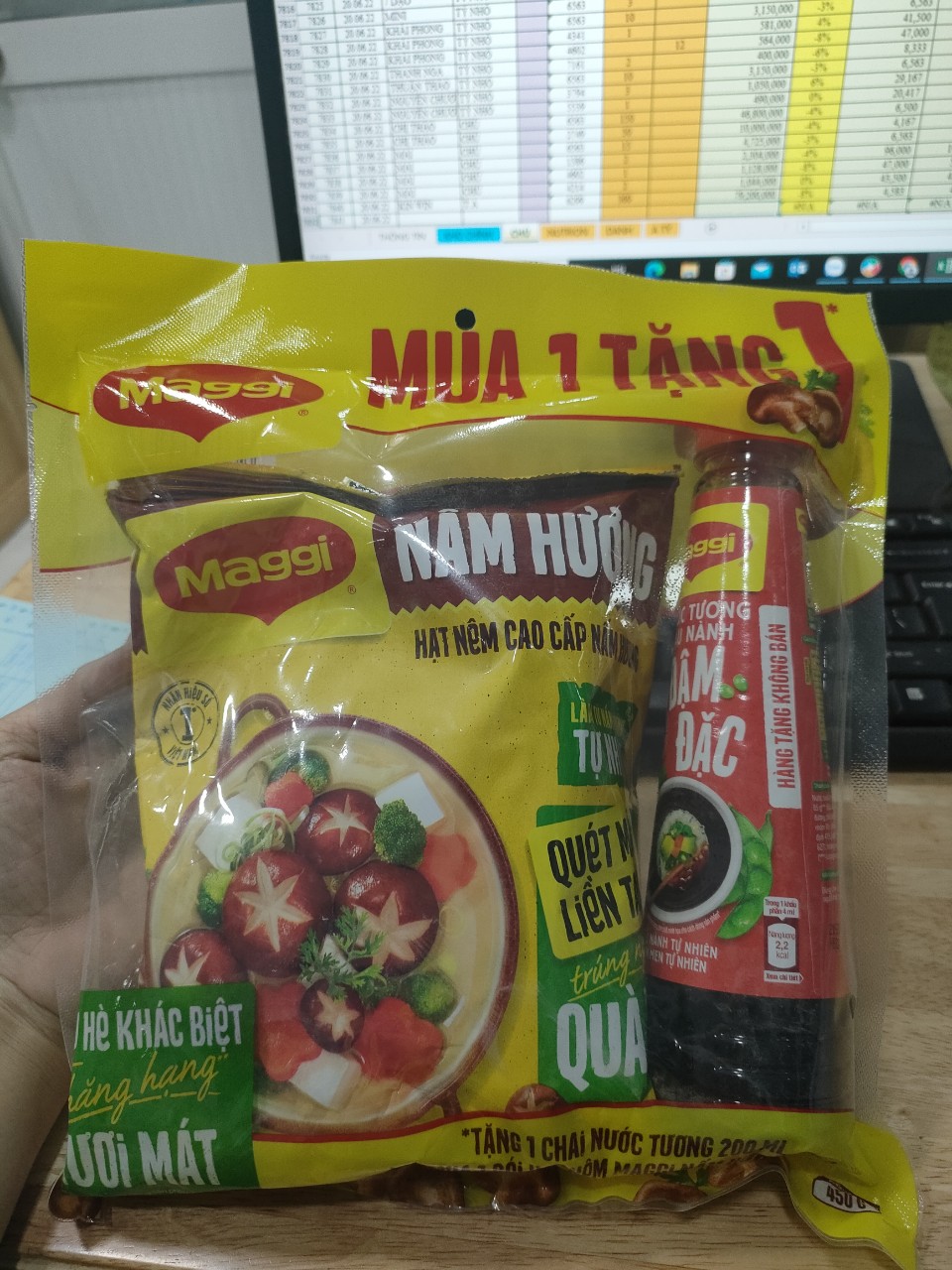 [HCM] TẶNG NƯỚC TƯƠNG 200ML- Hạt nêm cao cấp vị nấm hương - Hạt Nêm Maggi 450g