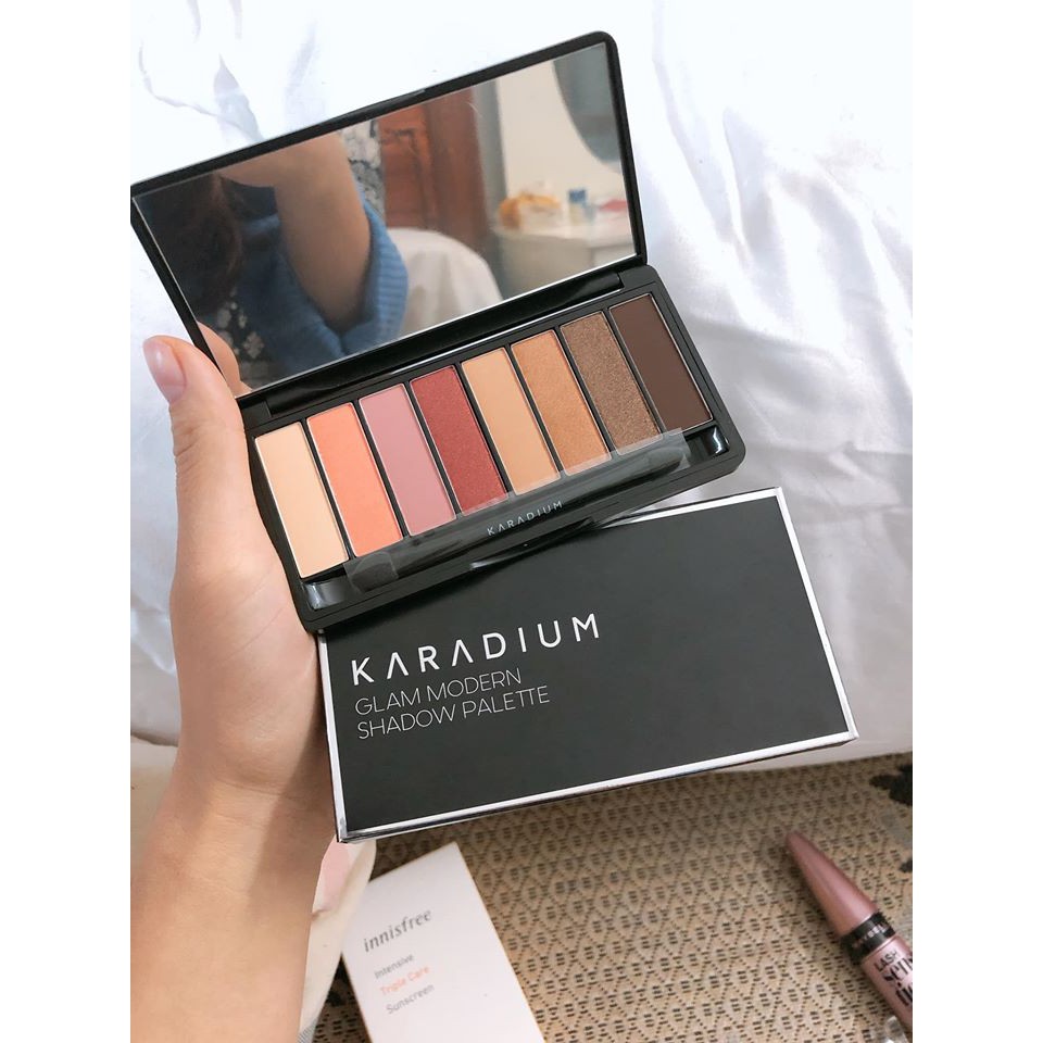 Bảng phấn mắt Karadium Glam Modern Shadow Palette-5247 cam kết hàng đúng mô tả chất lượng đảm bảo inbox shop để được tư vấn thêm