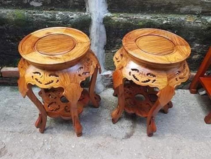 ghế đôn lá trầu gỗ gụ dác cao50 cm mặt 30 cm giá 500k một cái