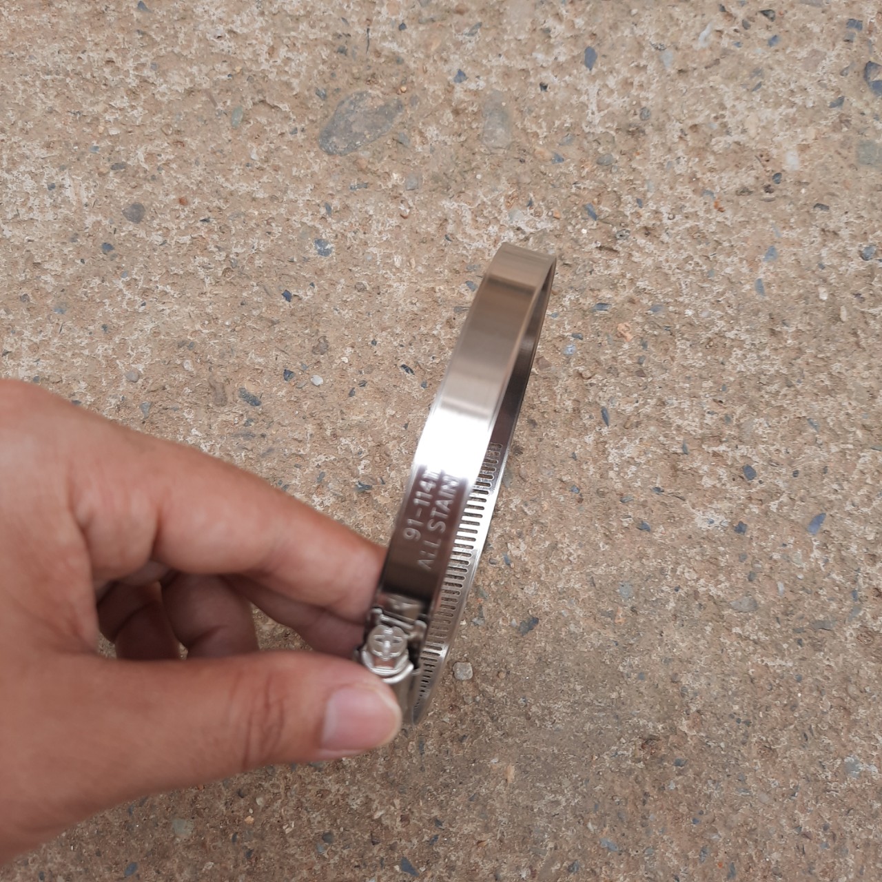 Bộ 5 Quai nhê inox,đai siết cổ dê phi 60mm