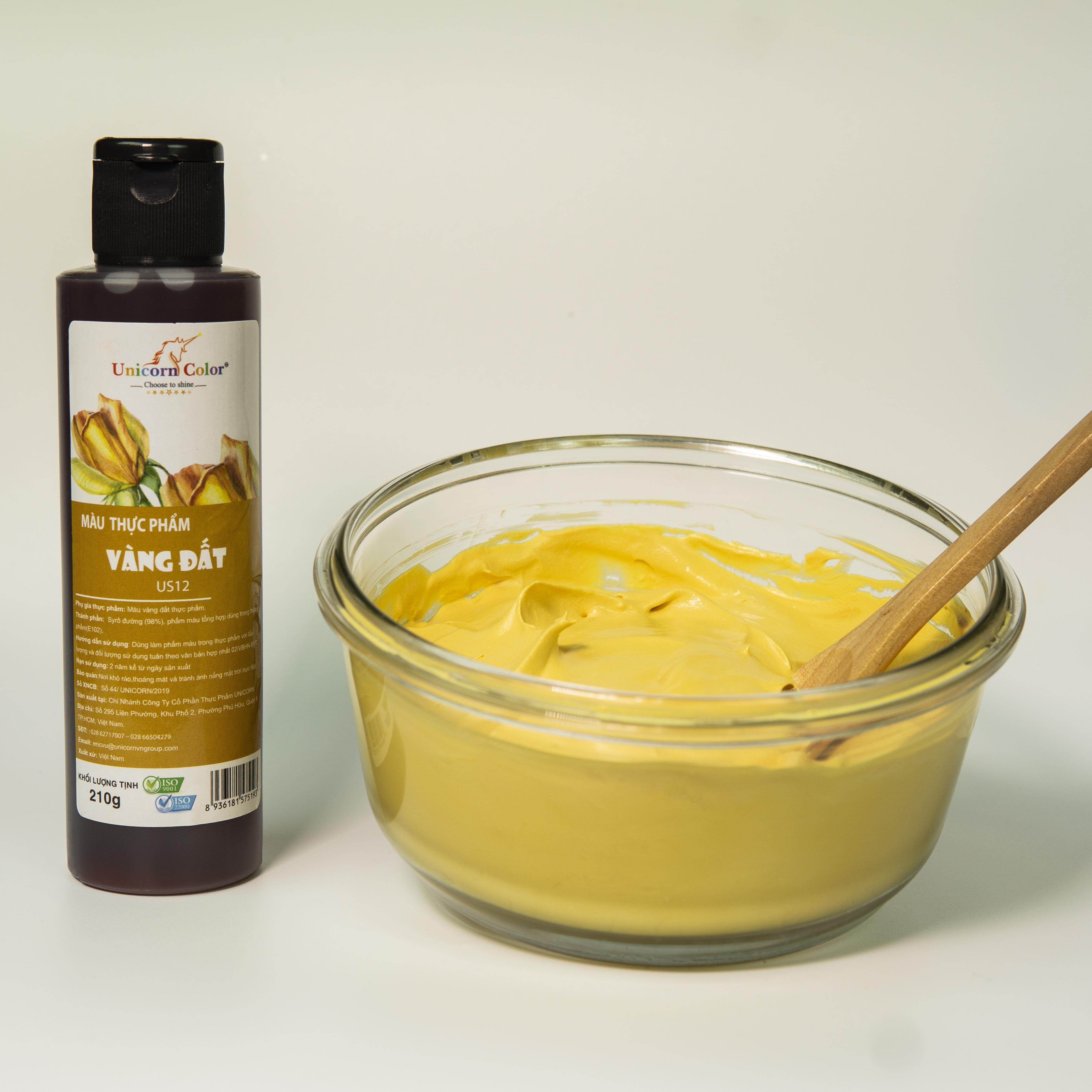 Màu thực phẩm Siro UNICORN  Không đắng - Màu vàng đất A19 lọ 210gr - Chuyên dụng trong bánh kem, bánh kẹo, món ăn, đồ uống... đạt đạt tiêu chuẩn ISO22000:2018