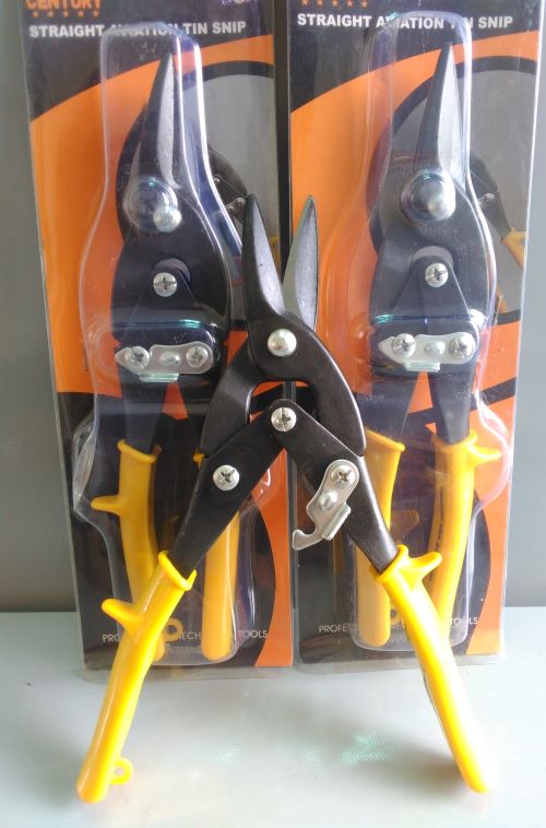 Kéo cắt tôn, cắt xương trần thạch cao century, ls cán vàng 10″ giá rẻ npp.