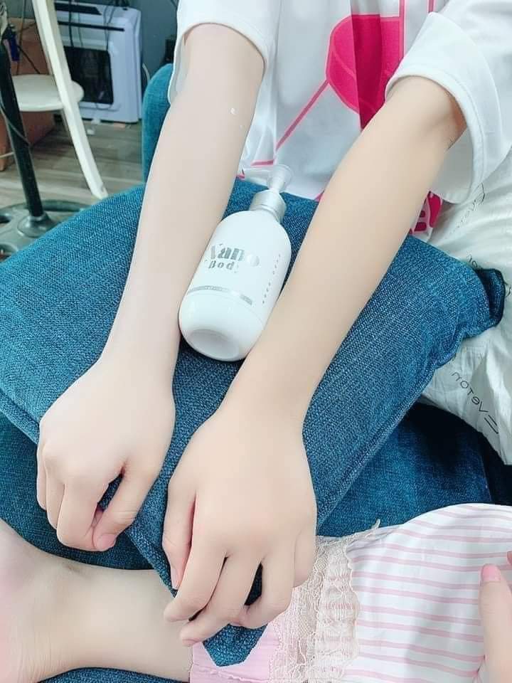 [HCM]Ủ TRẮNG TƠ TẰM HUYỀN PHI Giúp da trắng bóng từ sâu bên trong loại bỏ tế bào chết tăng cường đề kháng cho da.