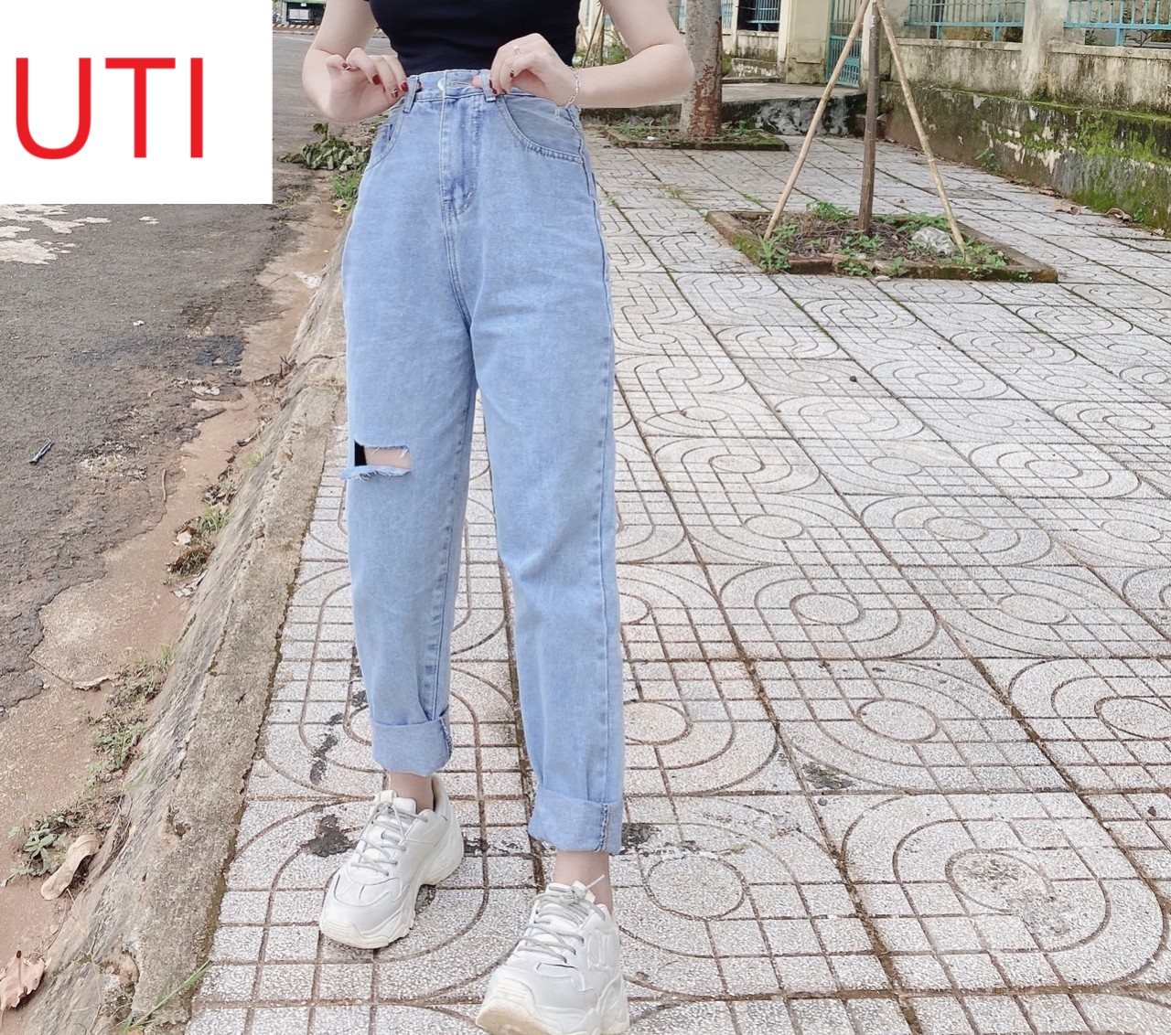 [ CỰC PHẨM!! ] QUẦN BAGGY JEAN NỮ LƯNG CAO MÀU XANH NHẠT UTI RÁCH VUÔNG VẠT ĐÙI PHẢI SIÊU CAO CẤP