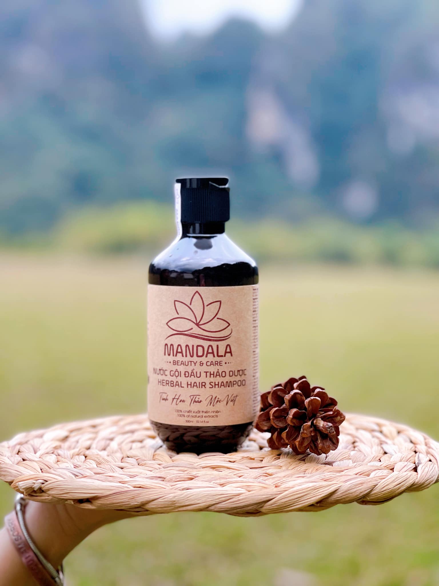 Dầu gội đầu thảo dược Mandala 100% từ thiên nhiên, chăm sóc tóc hư tổn chống rụng tóc kích thích mọc
