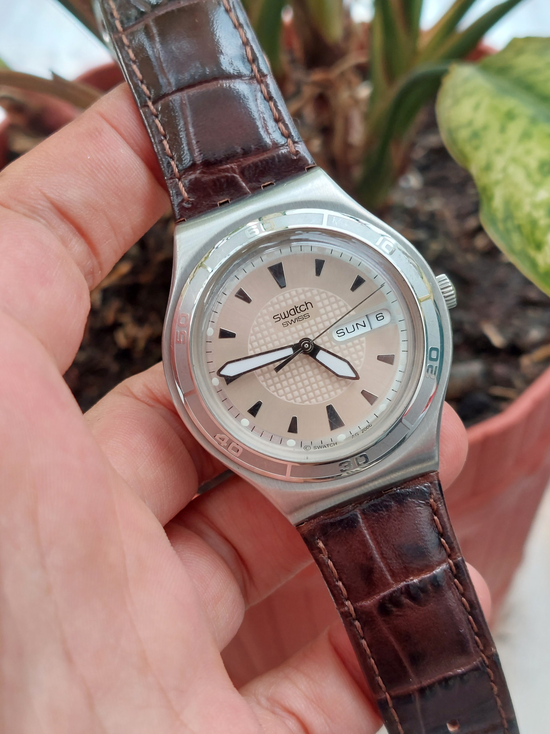 Đồng hồ nam S.watch irony dây da chạy pin hàng Si