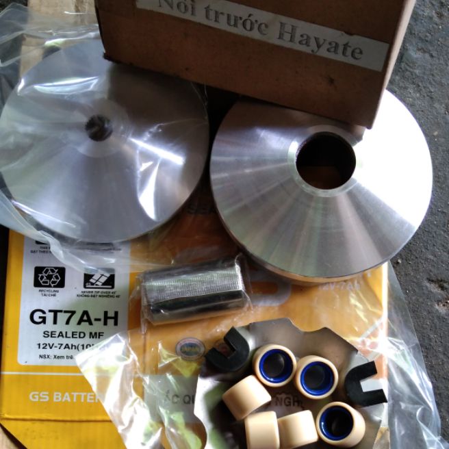 full nồi trước Hayate cho Hãng Suzuki , rẻ quá phải không các bác