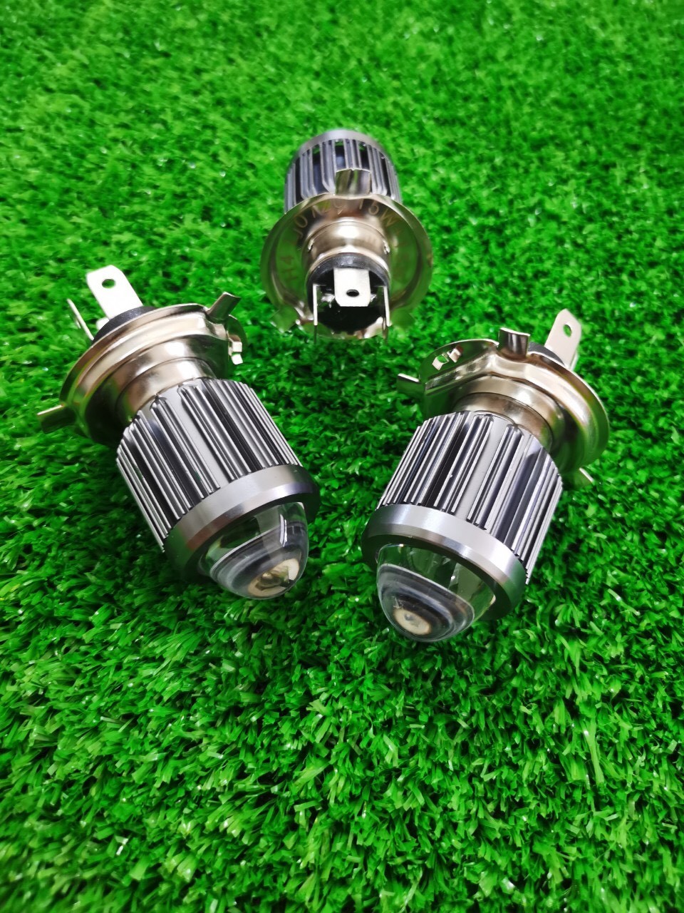 Bóng đèn LED bi cầu siêu sáng gắn SIRIUS/ WAVE RS/ NOUVO/ AIRBLADE