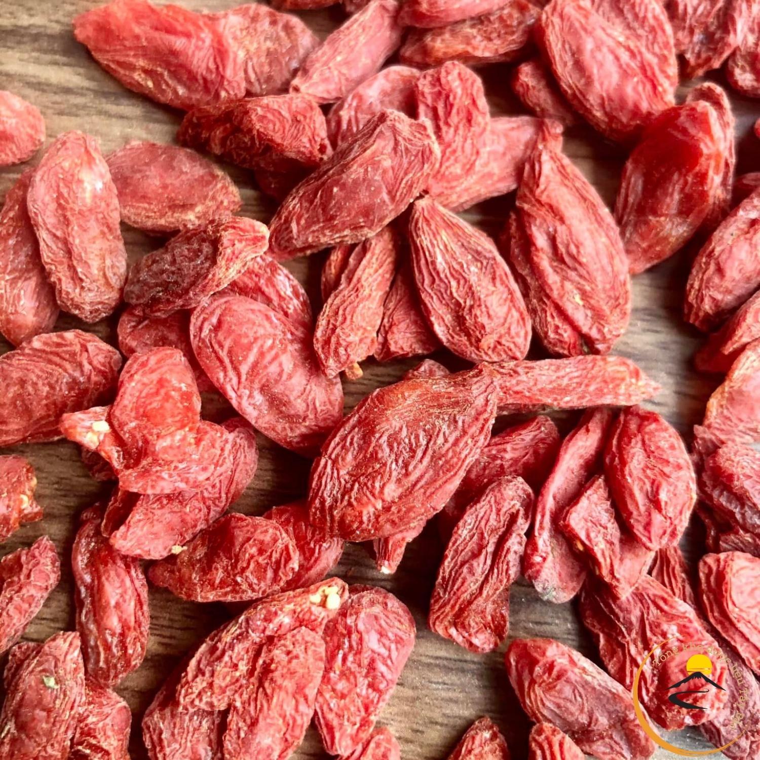 Kỷ tử mộc Ninh Hạ chính gốc, sấy khô size đại AAA . Câu kỷ tử, kỷ tử đỏ 3A, kì tử đỏ giúp đẹp da, bổ máu, dễ ngủ
