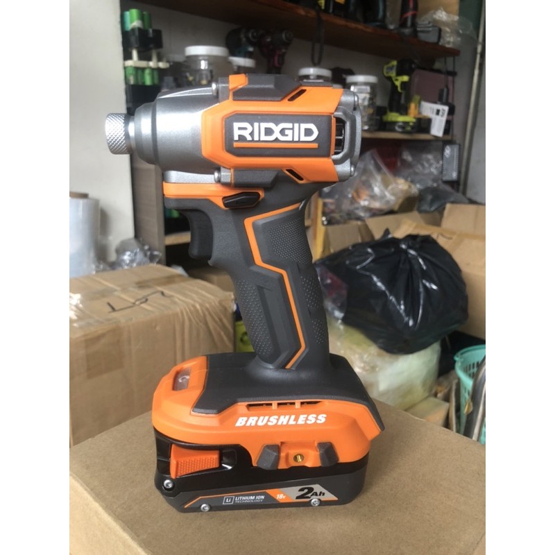 Pin ridgid 18v-2ah mới