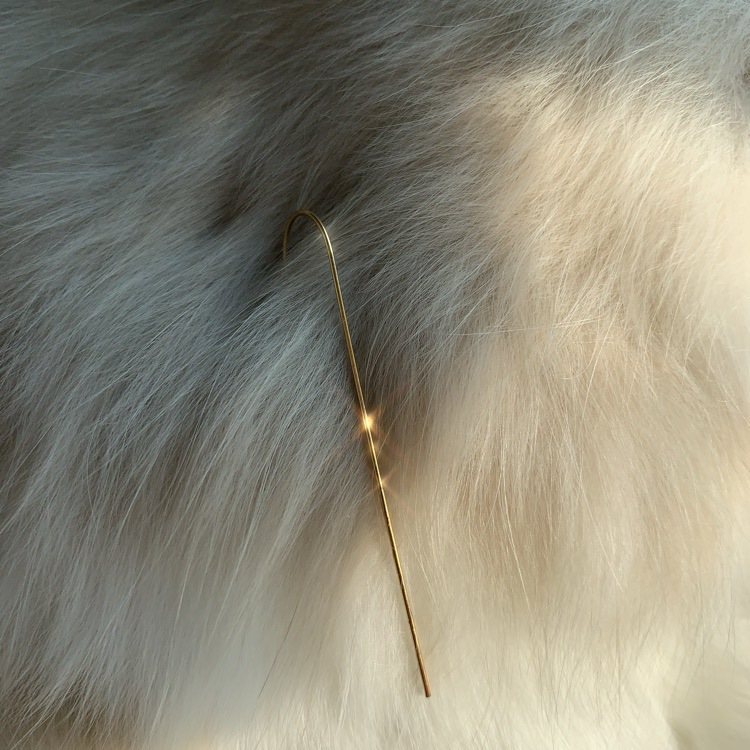 Khuyên Tai Dạng Kim Xuyên Dài Thiết Kế Độc Đáo Thu Hút, Cá Tính - Vani Store