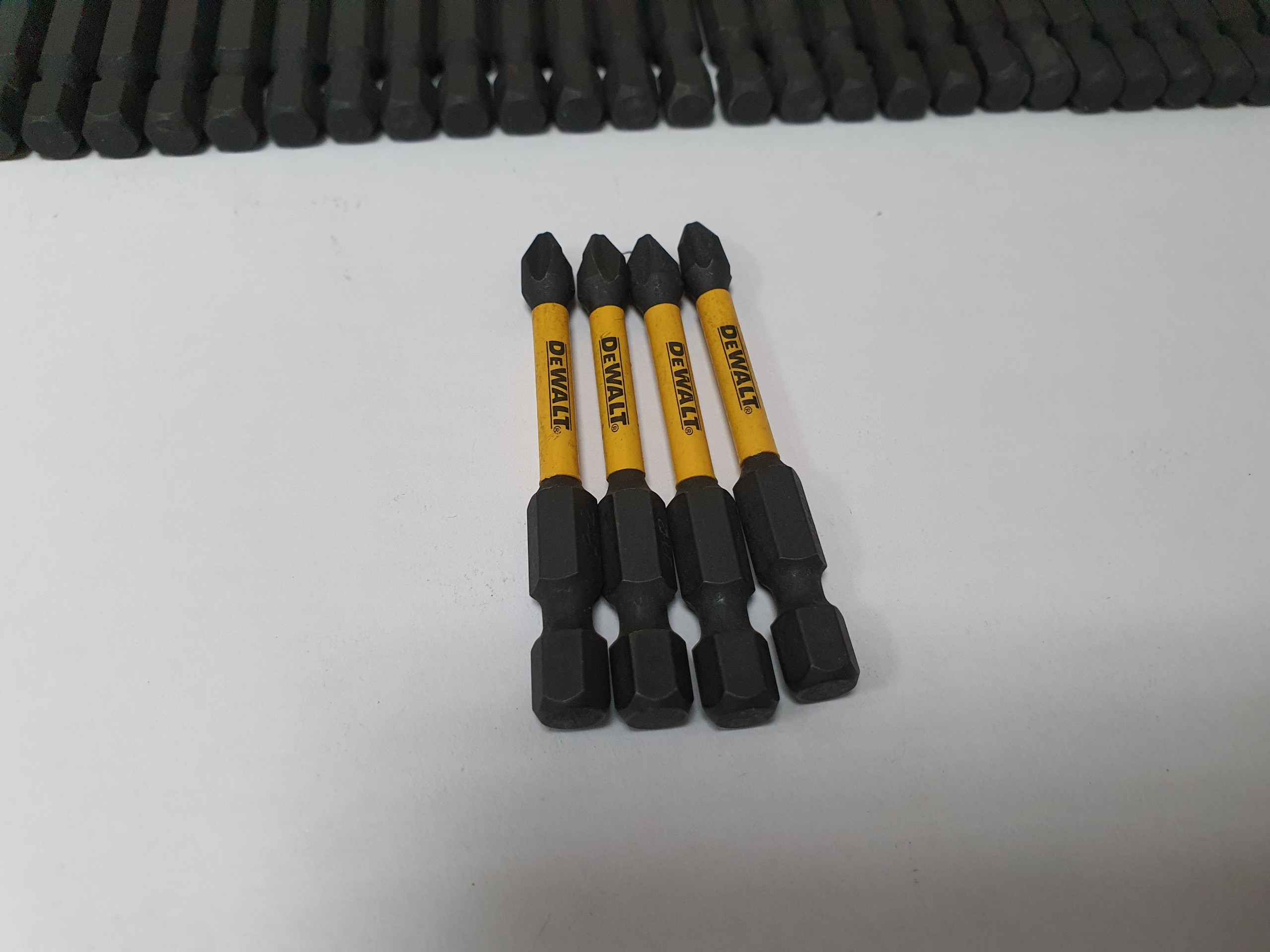 Mũi vít Flextorq Dewalt dài 5.8cm - ph2