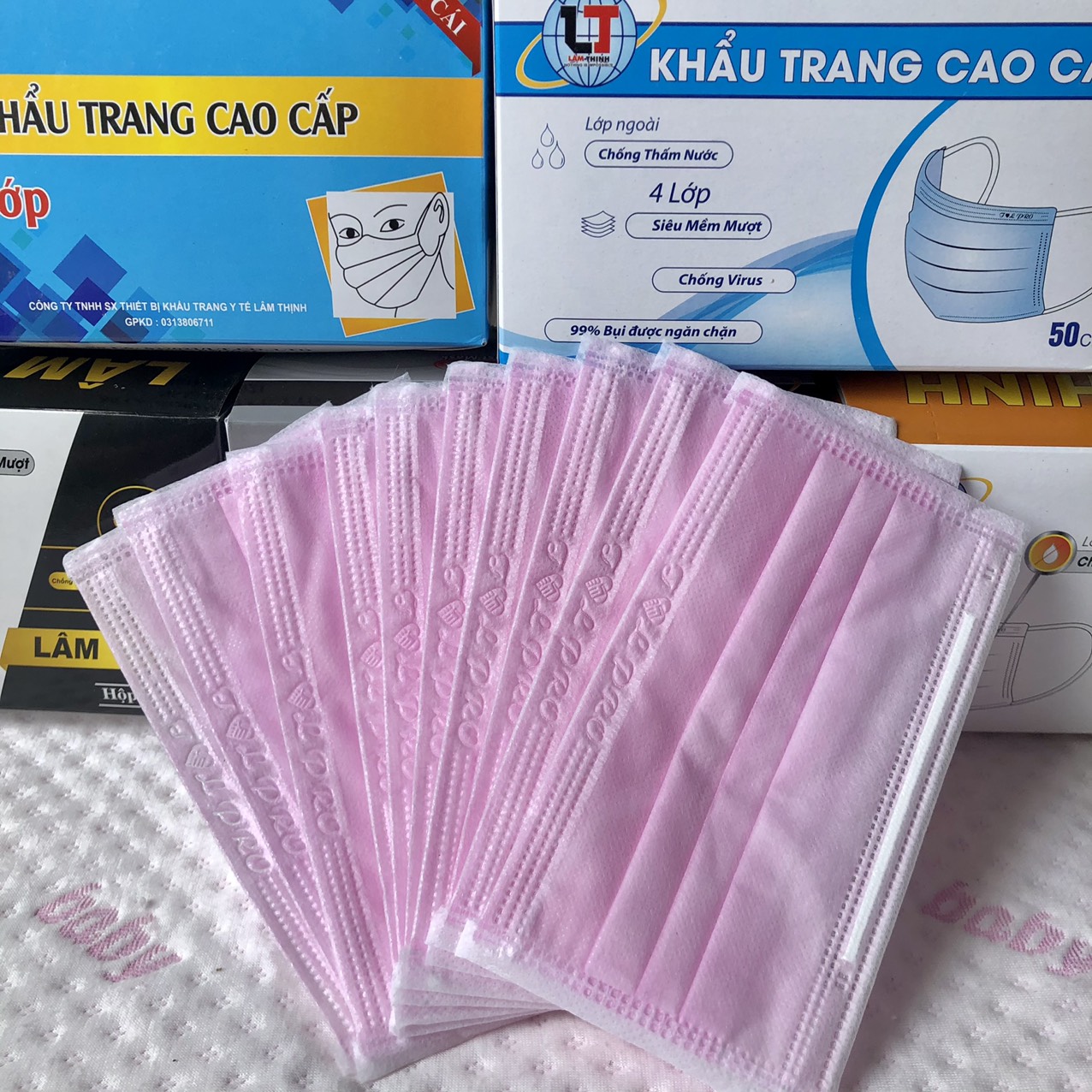 [HCM]Khẩu trang y tế 4 lớp kháng khuẩn 50 cái/hộp hàng xuất khẩu (màu hồng)