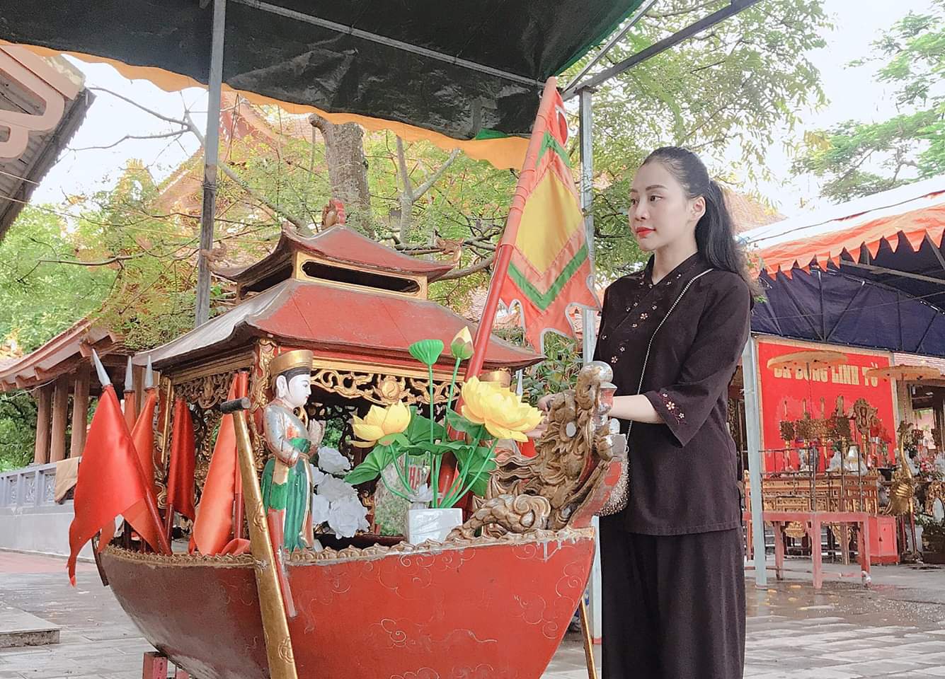 Bộ Phật tử nữ - Mẫu Vạt chéo thắt eo