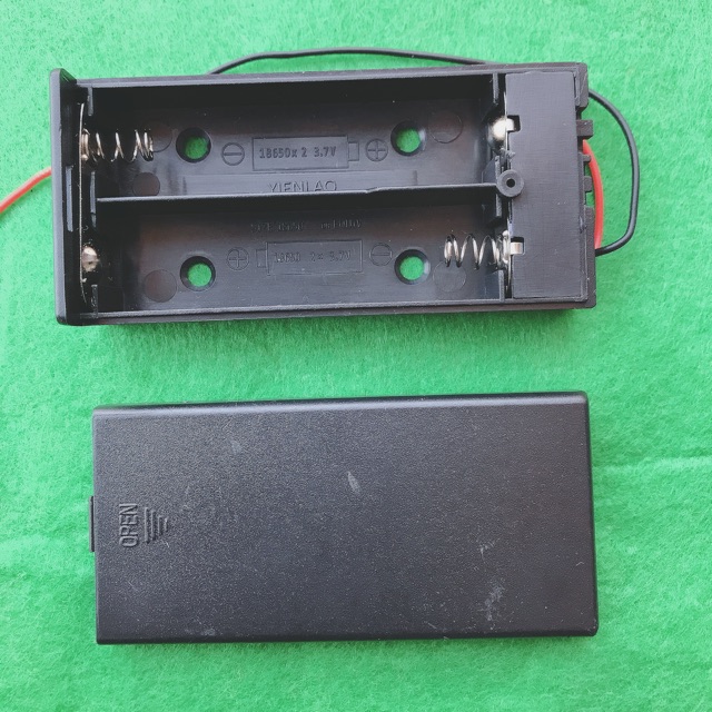 Hộp 2 pin 18650 nối tiếp có công tắc on off