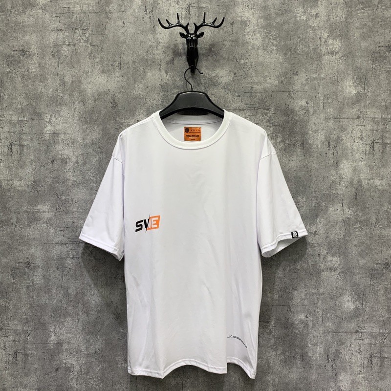 [HCM]Áo Thun In Hình Nhiều Logo SWE Cho Cả Nam và Nữ (Đen Trắng)