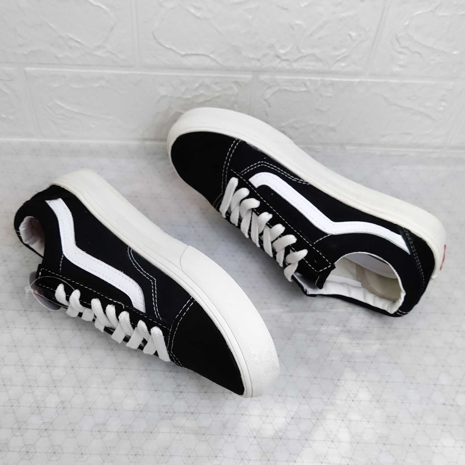 Giày thể thao vans vault đen nam nữ full box