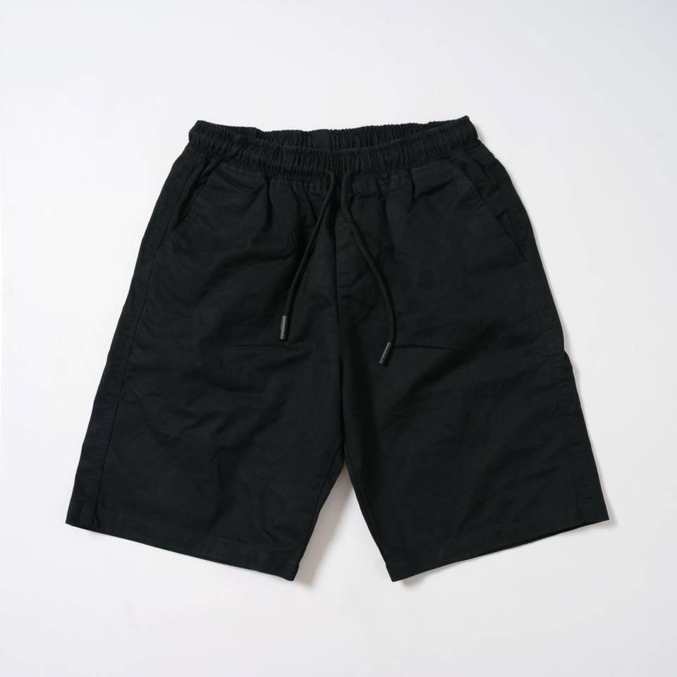 Quần short kaki pants ngắn chino màu đen trơn unisex - Quần short đùi nam nữ đẹp cặp đôi Hàn Quốc dáng ngắn ống suông cá tính 2020 - Valu Store