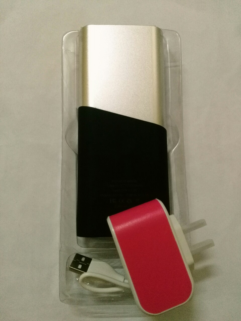 (GIÁ SỐC) Pin Sạc dự phòng Samsung 20000mAh.MUA 1 PIN SẠC TẶNG 1 CỦ SẠC 3 CỔNG KẾT NỐI.