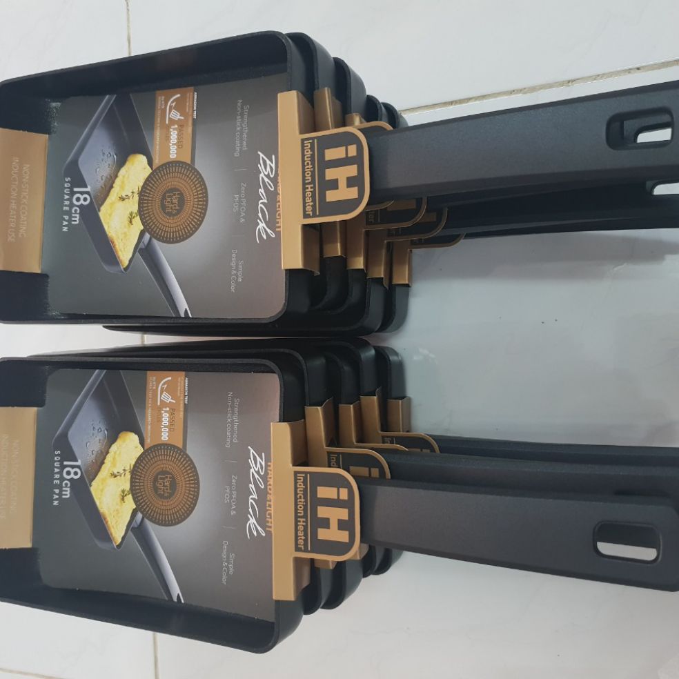 Chảo vuông chiên trứng Lock&Lock 18cm