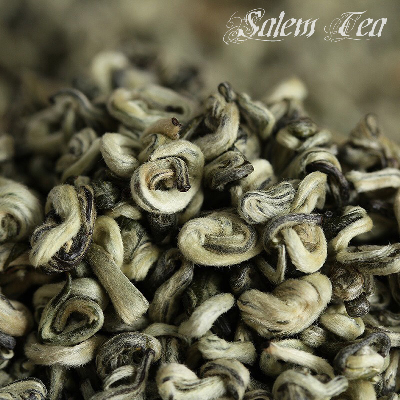Trà Bích Loa Xuân hộp 100g