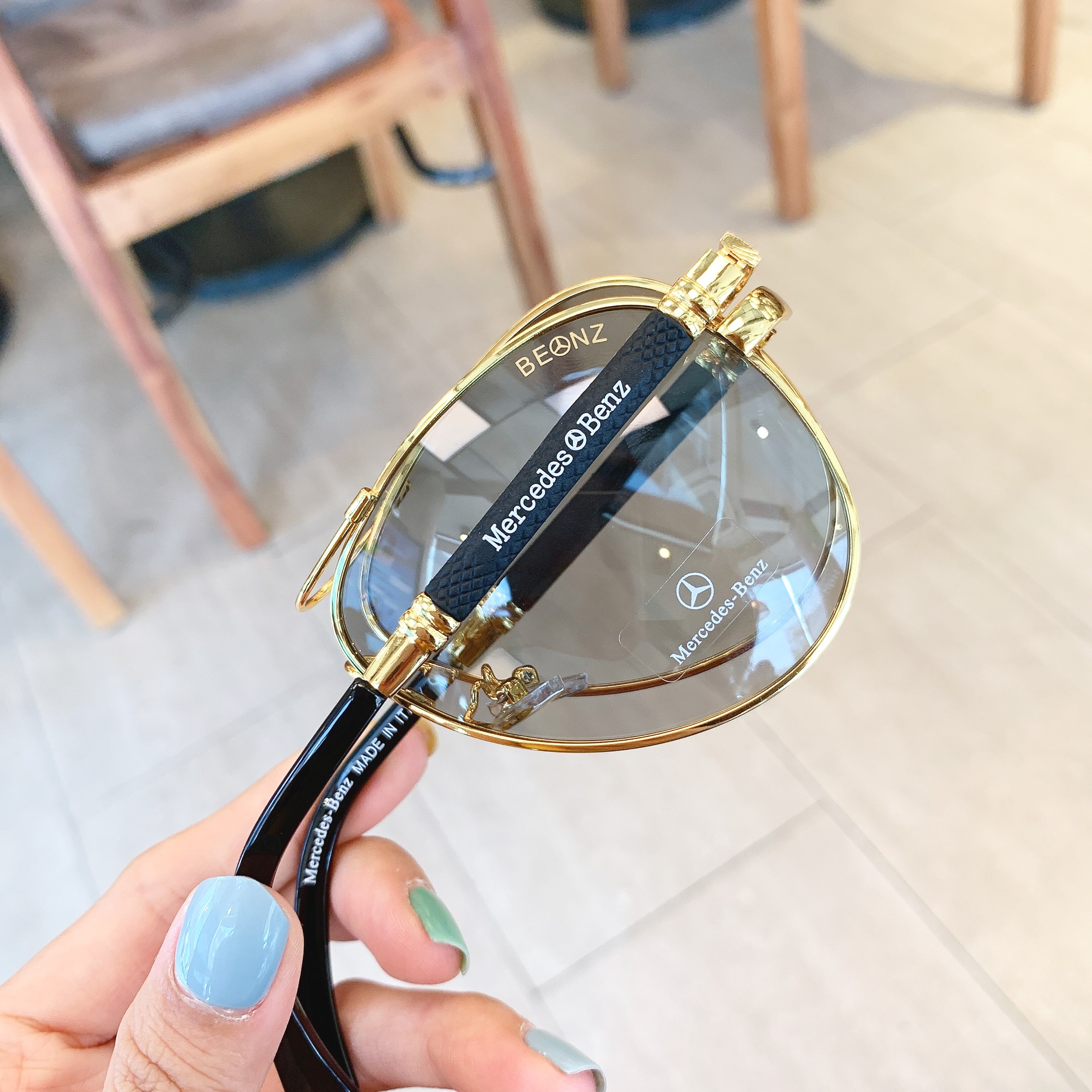 Kính nam gọng dẻo đổi màu đi được cả ngày và đêm, tròng kính Polarized chống tia UV và ánh sáng xanh tốt