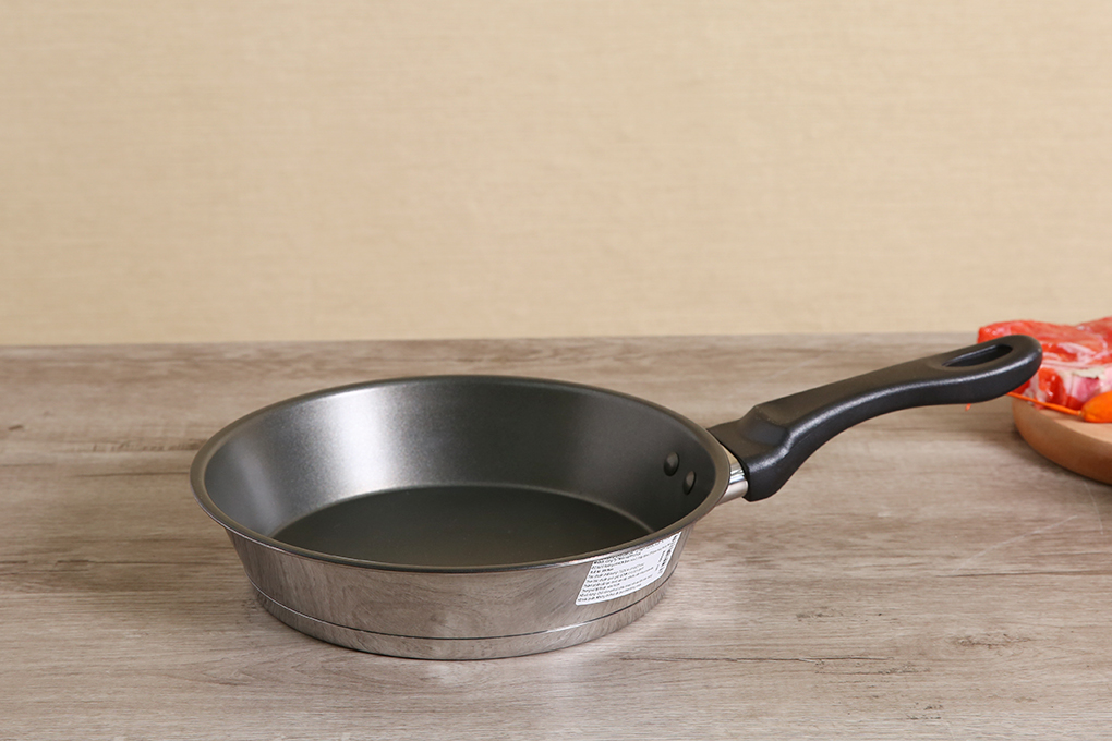 Chảo inox chống dính đáy từ HappyCook 24cm HLFP-24