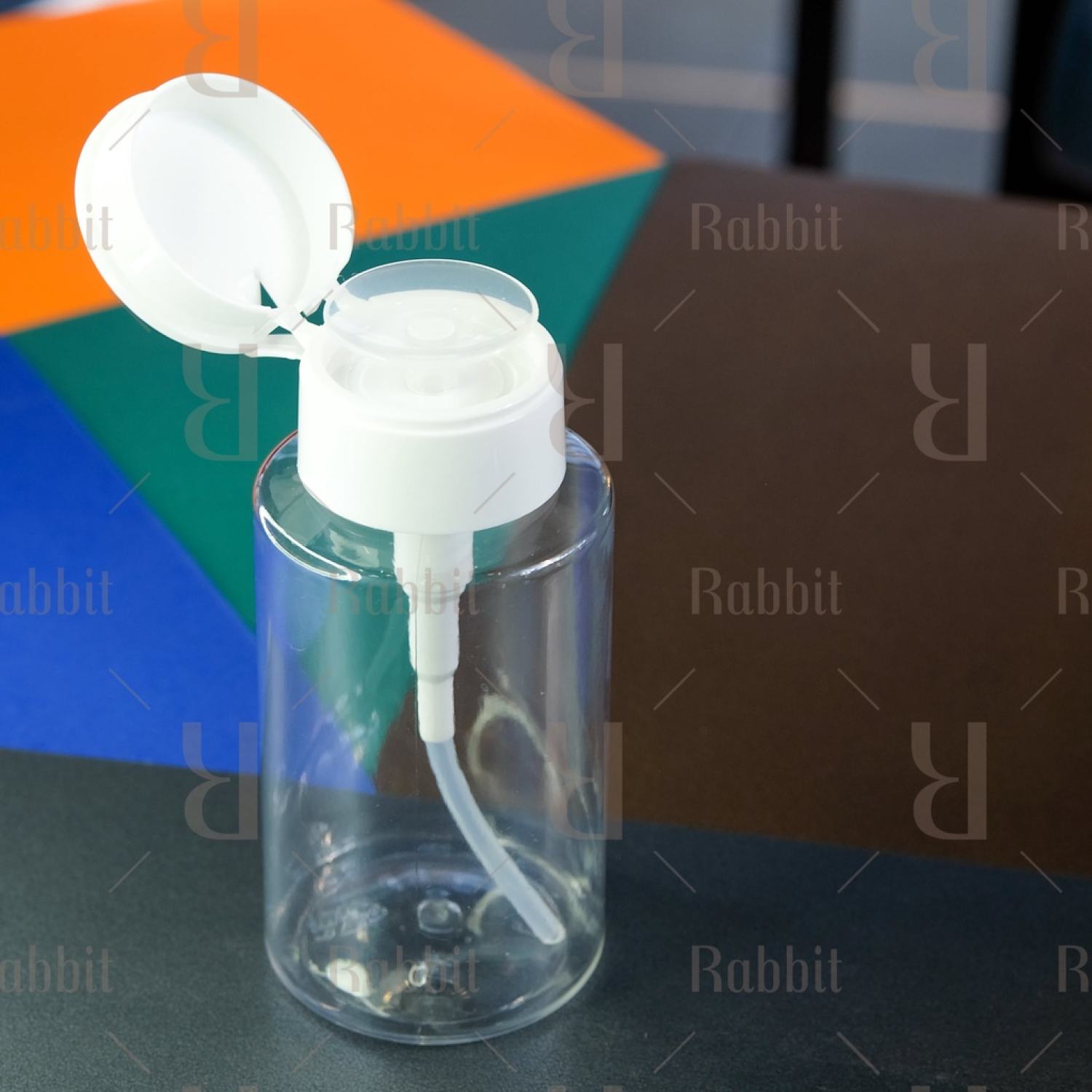 Chai nhựa trắng đựng toner, nước tẩy trang hình tròn Rabbit Lab 200ml