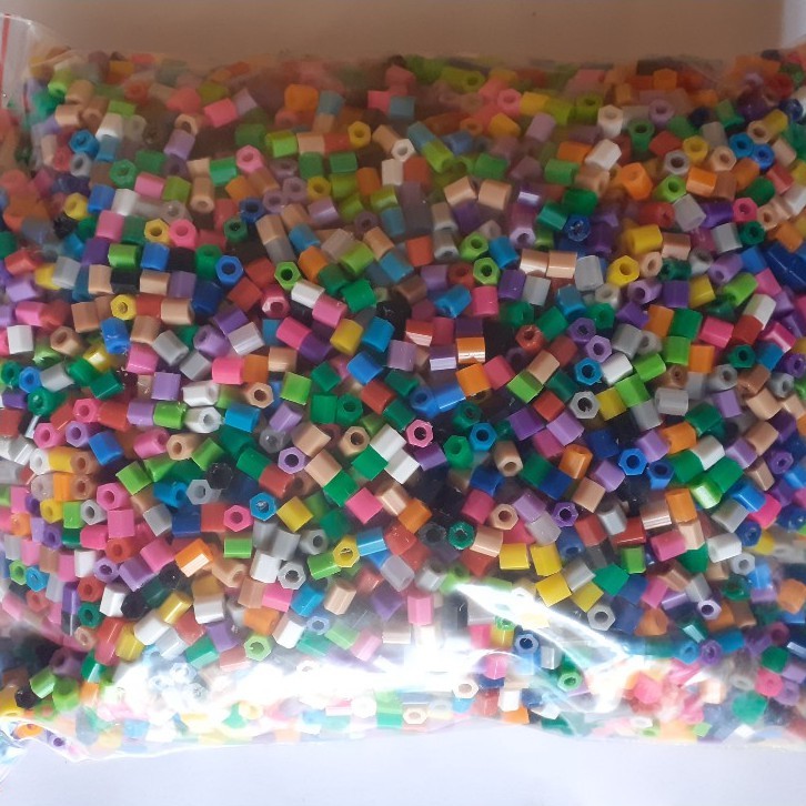 [HCM]Đồ chơi xếp hình Hạt màu kỳ thú vỉ 500g - Phát triển kỹ năng sáng tạo ở trẻ - Vui chơi cùng bé cả nhà thêm vui