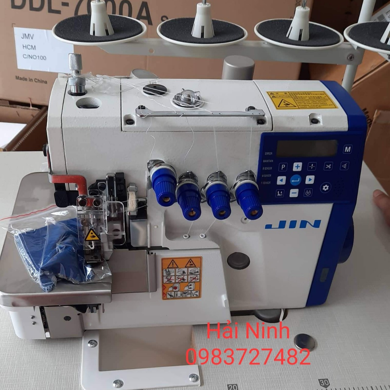 Máy vắt sổ jin điện tử hàng chính hãng juki sản xuất cắt chỉ tự động mới 100% đủ bộ tặng kèm kim, vít, dầu máy