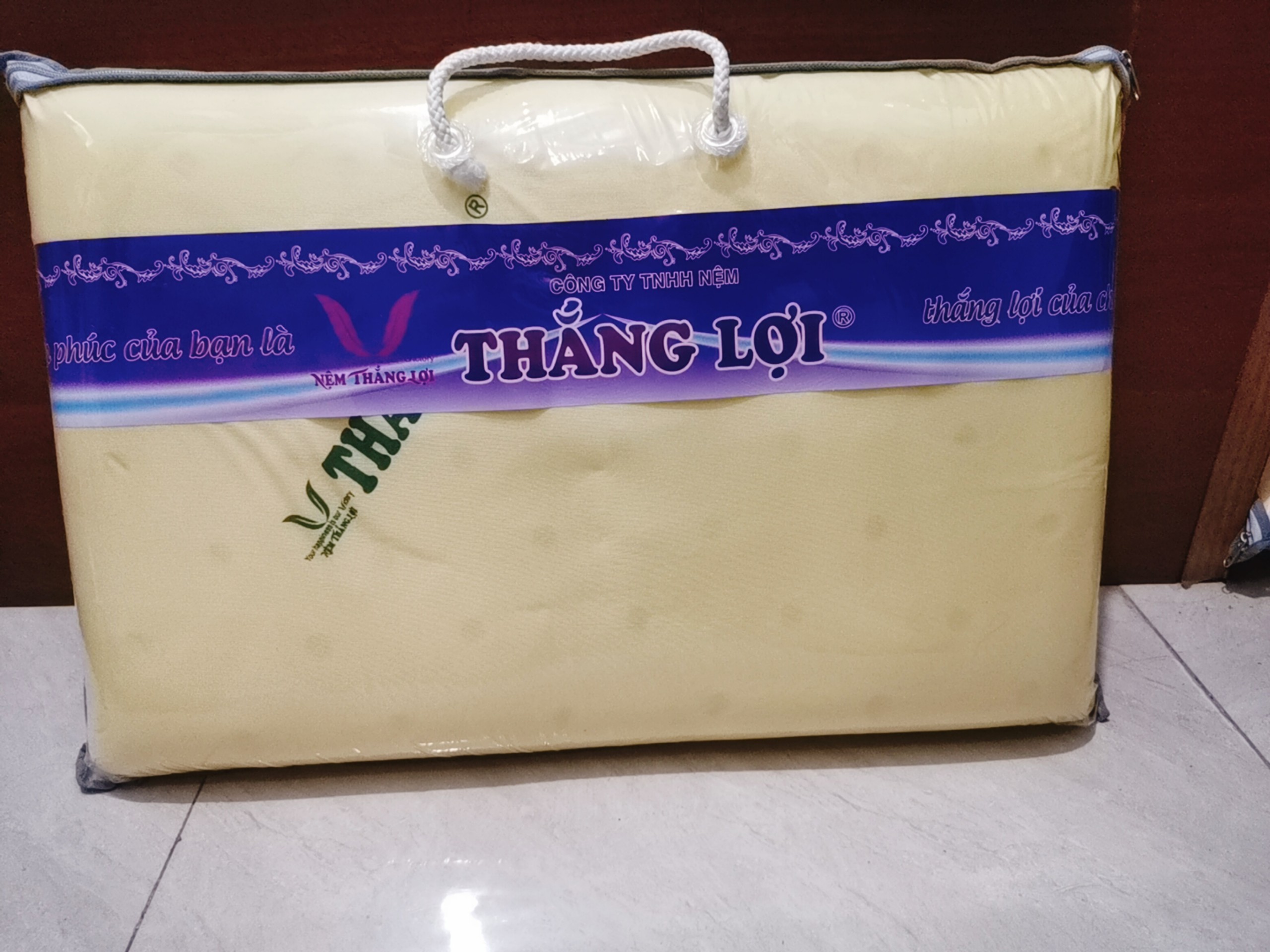 Gối cao su non thắng lợi cao cấp