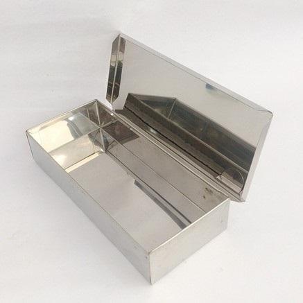Hộp Inox Chữ Nhật Đựng Dụng Cụ Y Tế,Spa Cỡ Trung 18x8x4cm