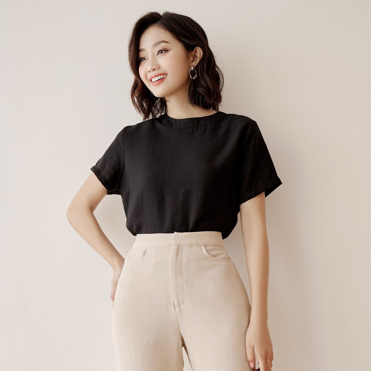 Olv - áo basic tee in black