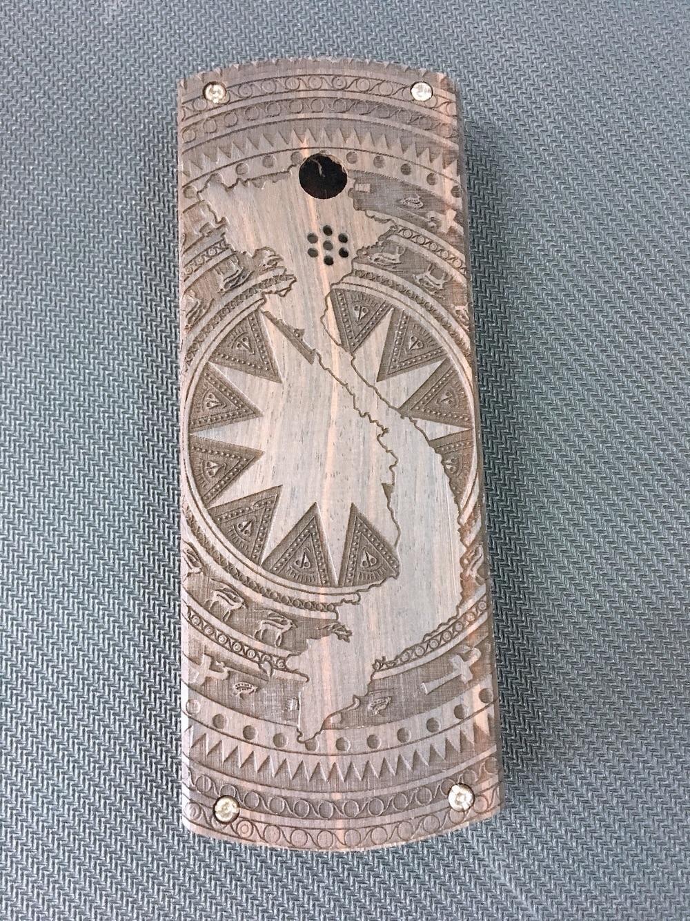 [HCM]Vỏ gỗ cho điện thoại Nokia 108 xịn mẫu Trống đồng