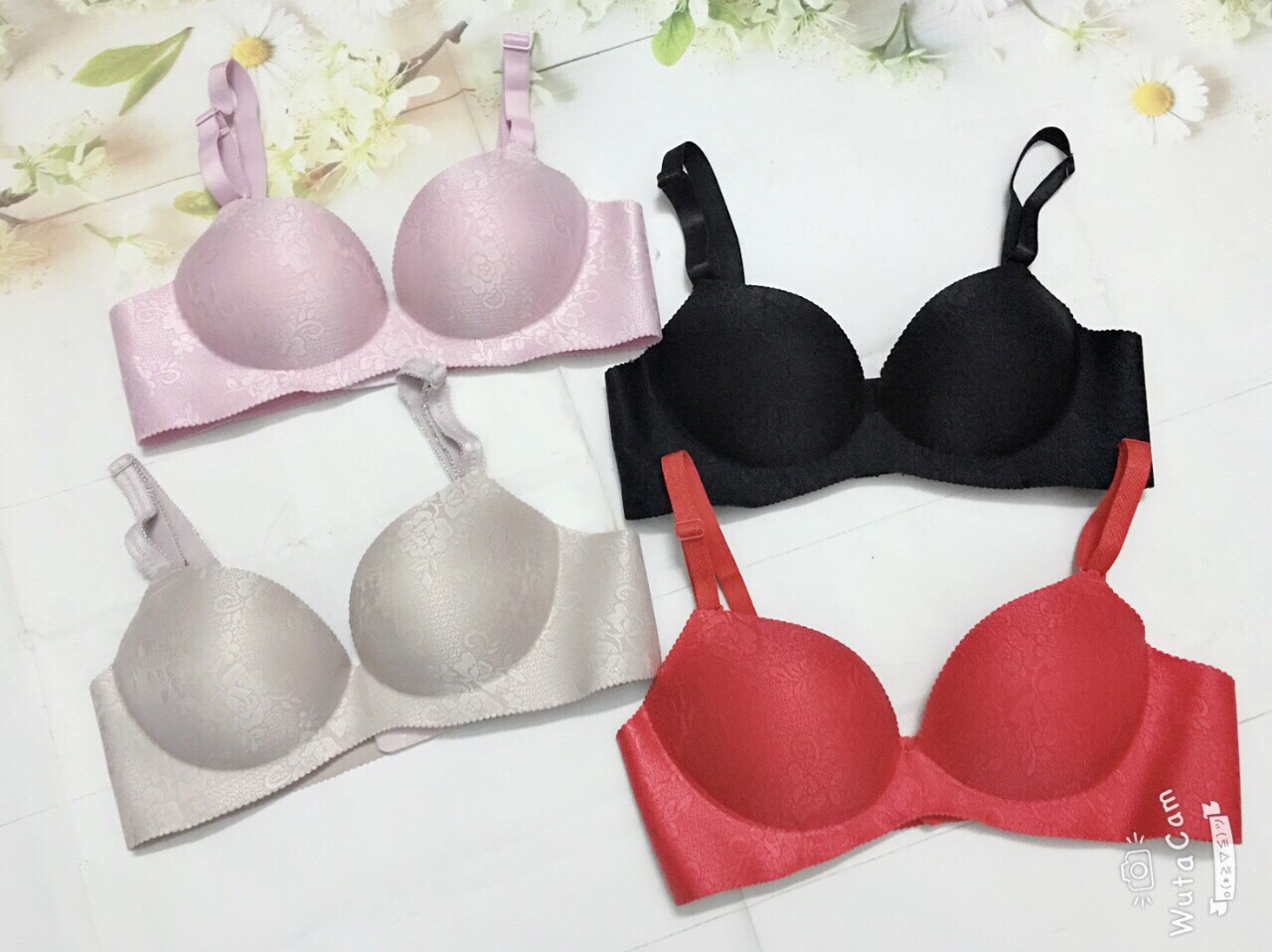Áo su đúc gấm nâng ngực bàn tay