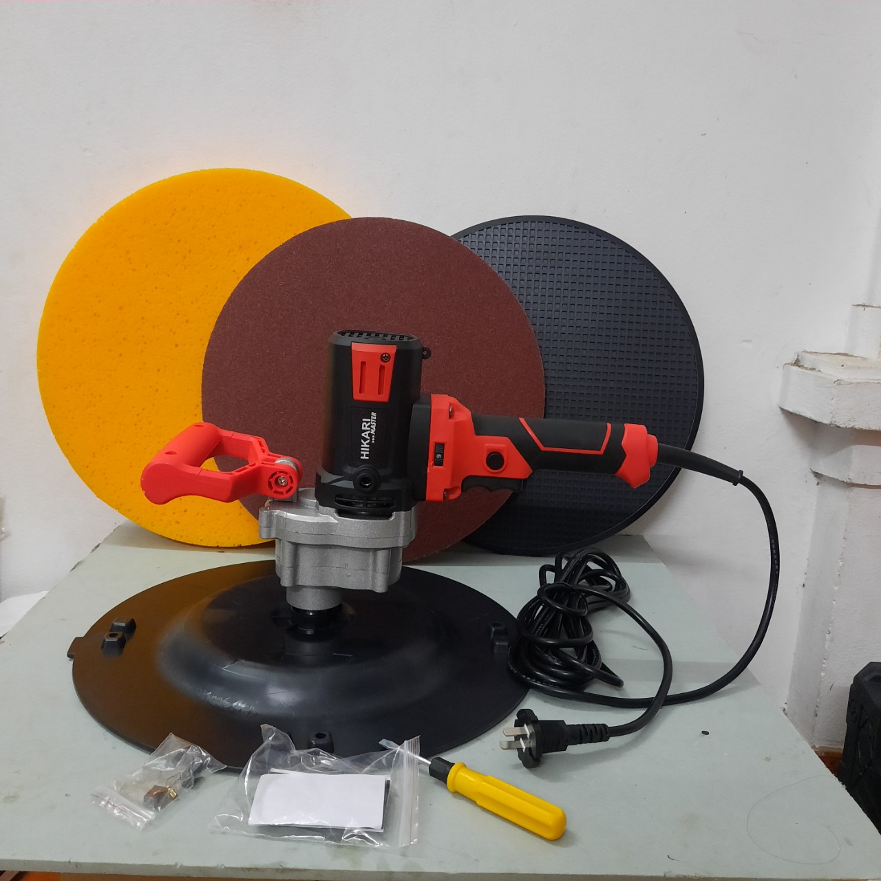Máy xoa vữa - xoa hồ - chà tường 380mm hikari hq380b