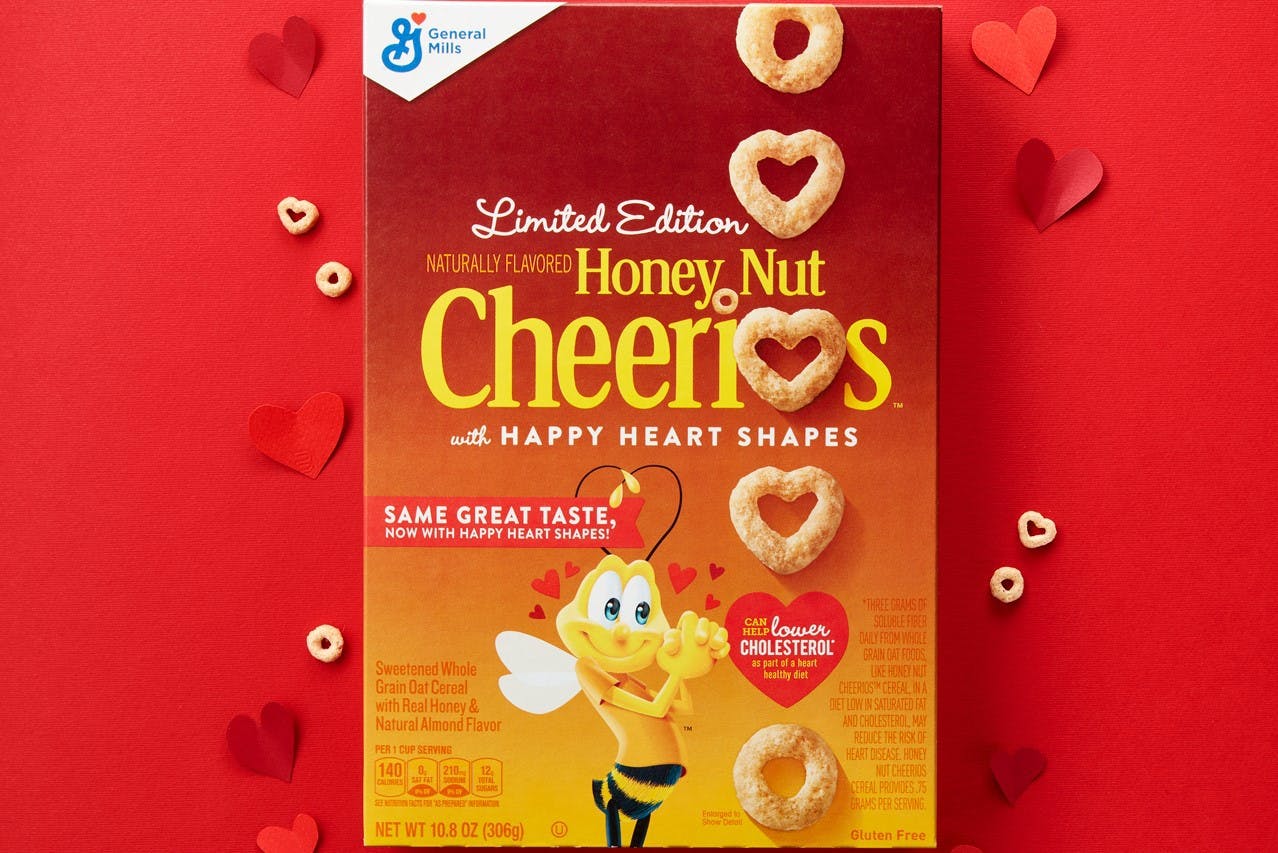 Bánh ngũ cốc ăn sáng Honey Nut Cheerios with Happy Heart Shapes 306gr