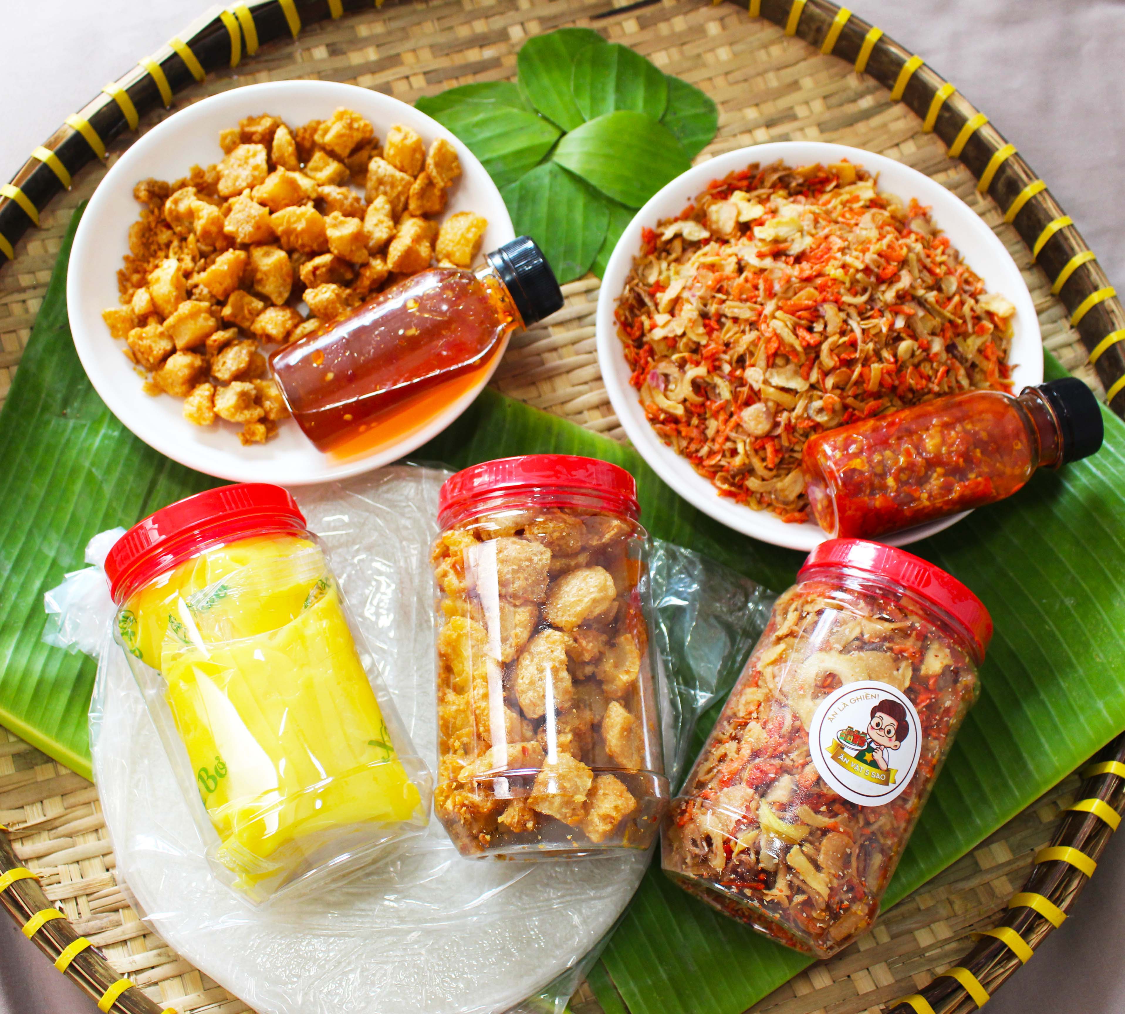 Combo bánh tráng phơi sương 500gr + tóp mỡ 150gr + muối ruốc hành phi 200gr + 300gr bơ béo + 100ml sốt tắc - ăn vặt năm sao - combo siêu ghiền sốt tắc 500gr