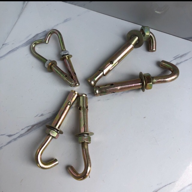 Nở Sắt Móc ( Tắc Kê Sắt Móc ) Các Cỡ 6-8-10 Giá 1C