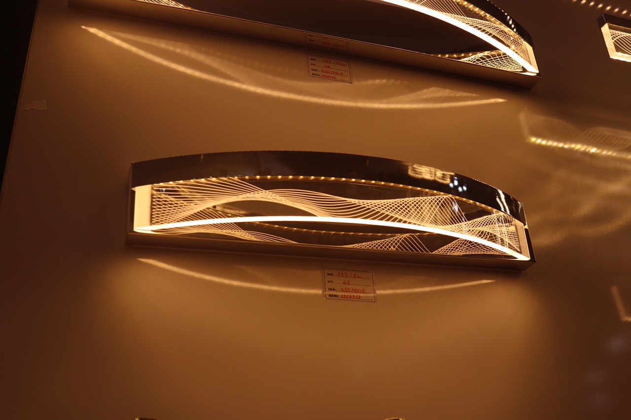 Đèn soi tranh led hiện đại 155 - Đèn soi gương - đèn trang trí phòng