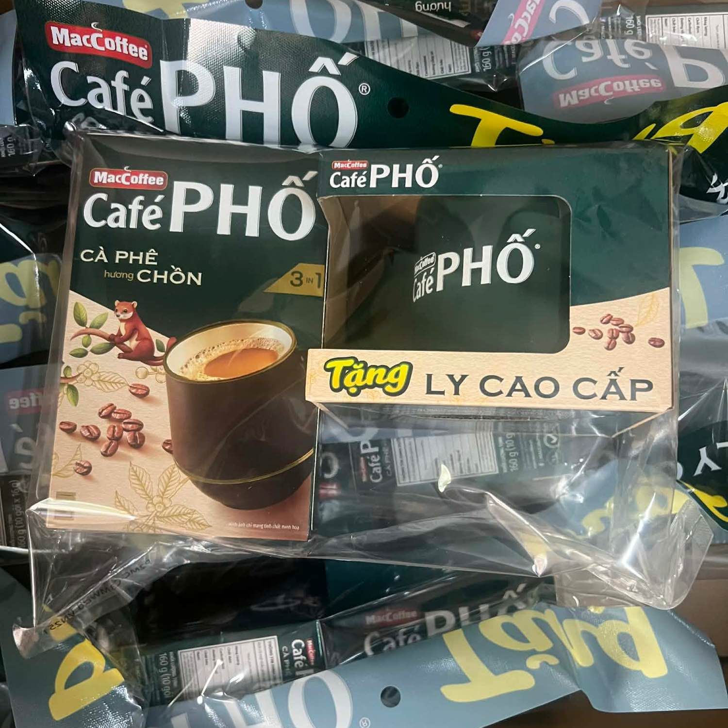 Combo of 2 Boxes of Pho Huong Chon Coffee, Free 550ml Ceramic Cup